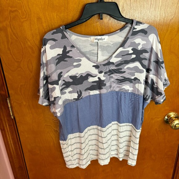 Haptics by Holly Harper Boutique‎ Short Sleeve Top Camo blue mashup - Picture 2 of 10